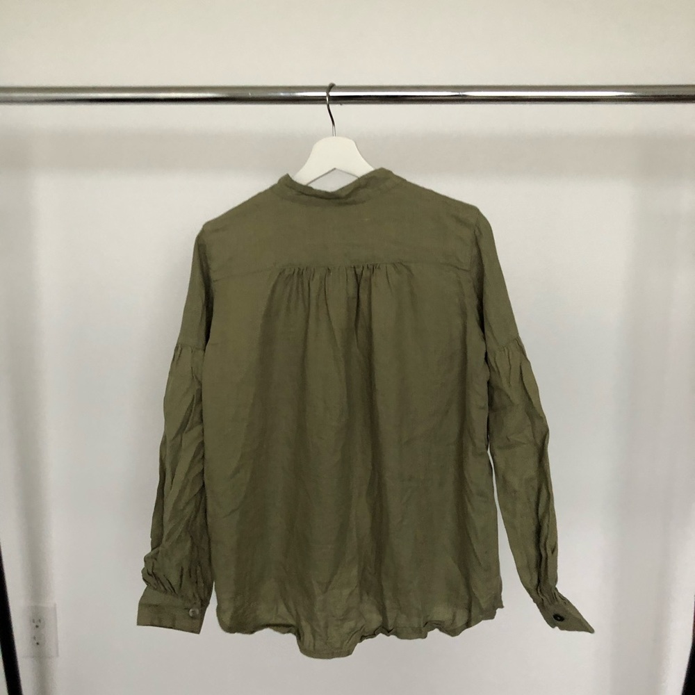 Button down shirt - Picture 2 of 2